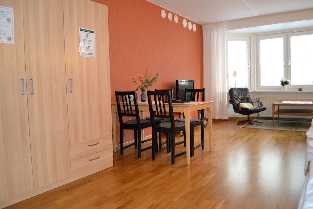 Hotel Duvan & Konferens 2*